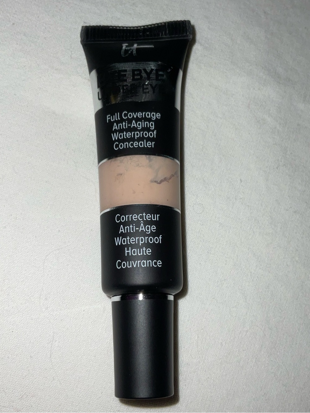 it cosmetics Concealer 11.5 Light Beige (C)